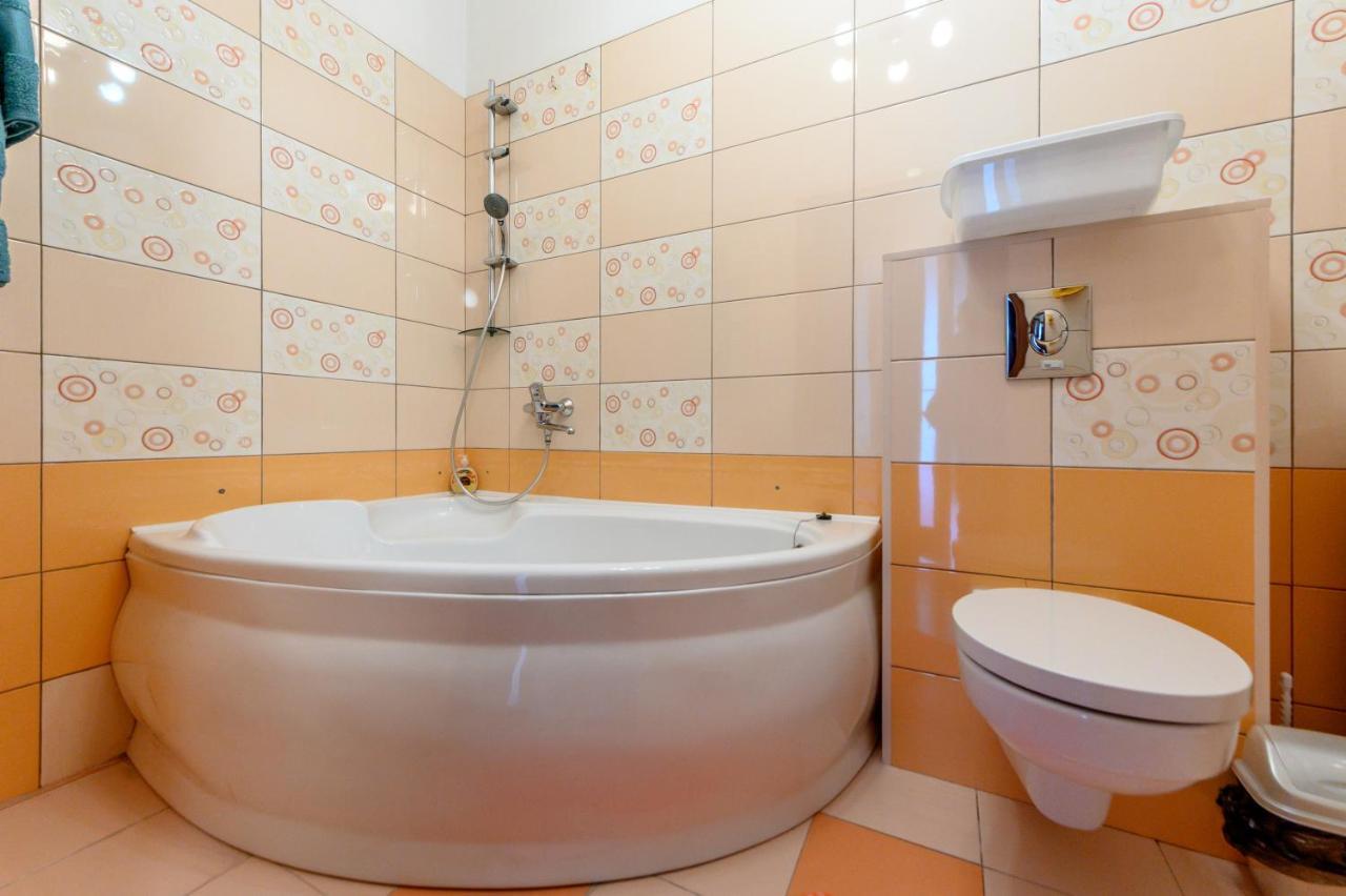Happy Time Apartamento Odessa Exterior foto